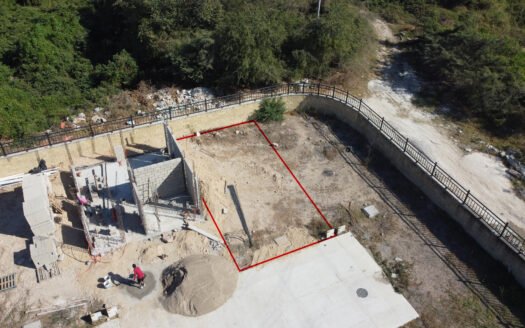 Residential lot for sale, 98 m2, in private gated community, Senda Magnolia, Puerto Vallarta