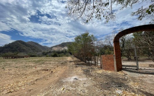 Lot for sale in La Desembocada “El Arco”