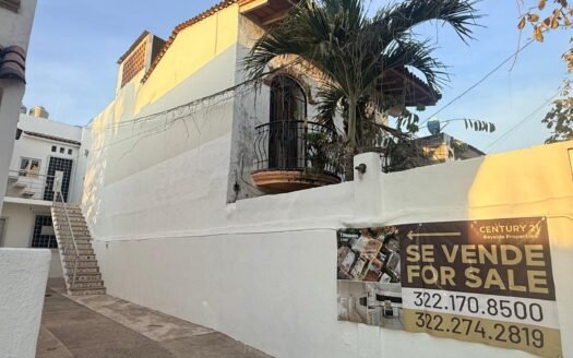 Property with Great Investment Potential in La Playita, Puerto Vallarta
