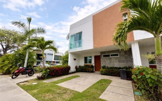 Casa Rio de Janeiro en Renta en Residencial Entre Ríos – Fluvial Vallarta, Puerto Vallarta