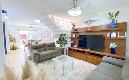 Fully Furnished Home for Sale in Banús Ixtapa | 3 Bedrooms | Clubhouse with Swimming Pool