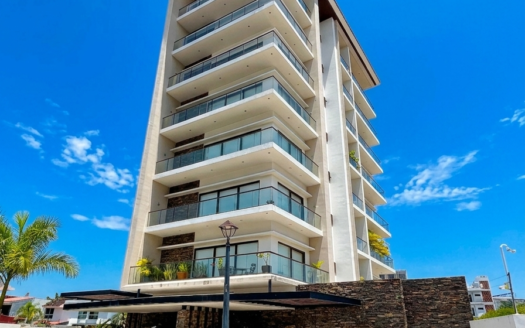 Long-Term Rental | 1-Bedroom Apartment in Fluvial Puerto Vallarta