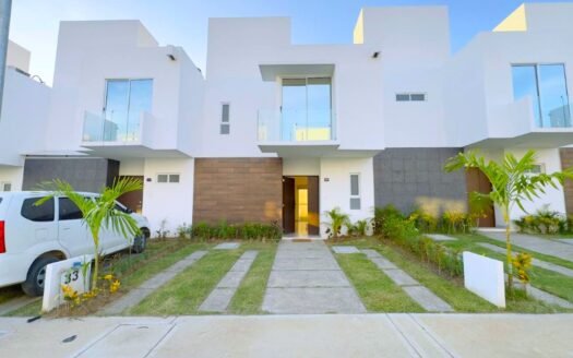 Casa nueva en renta en Altavela Diamante, Bahía de Banderas | 3 recámaras y alberca
